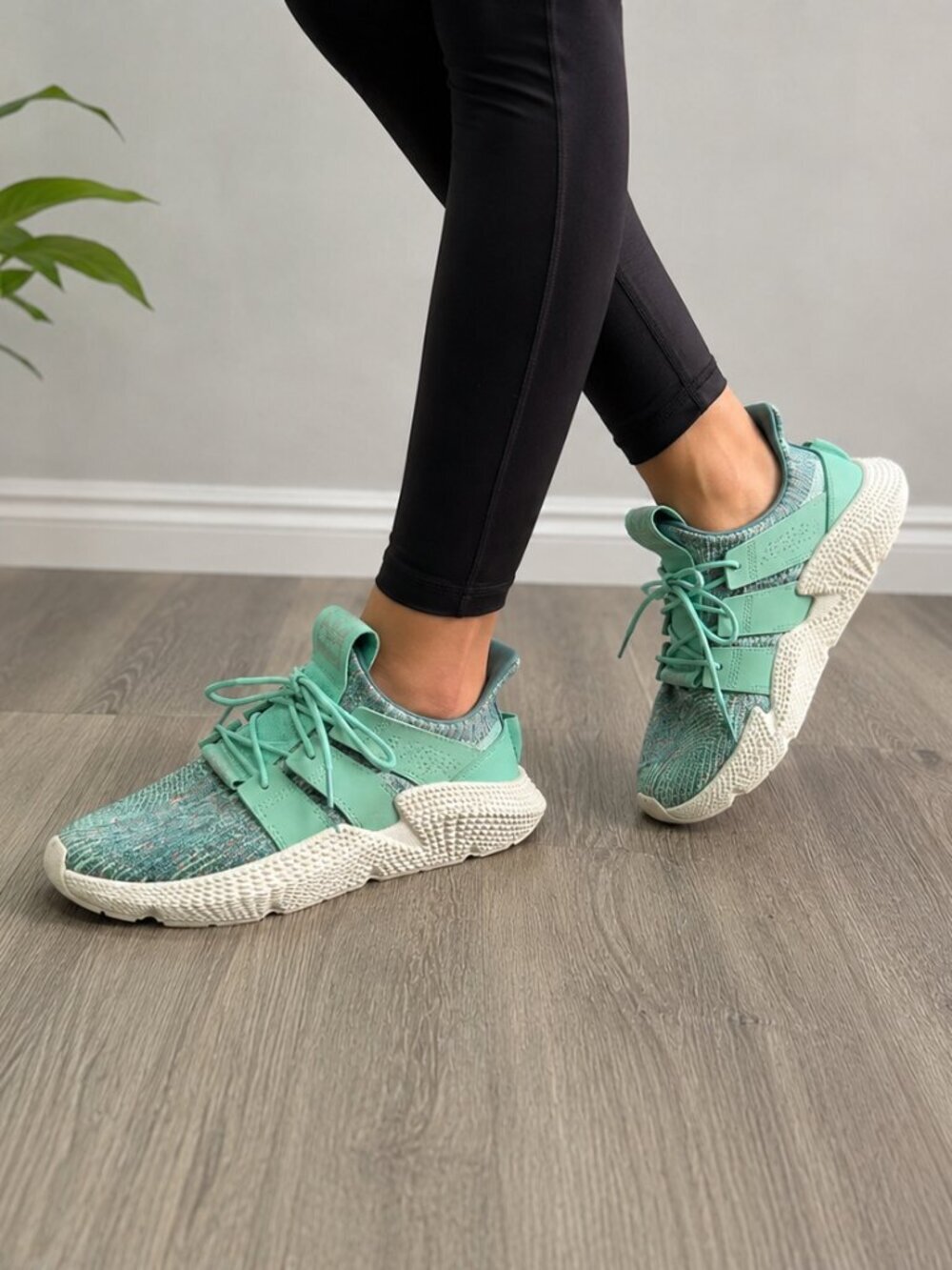 Adidas Prophere Sneakers Women’s Size 10 Mint Green Knit Lace Up Athletic Shoes